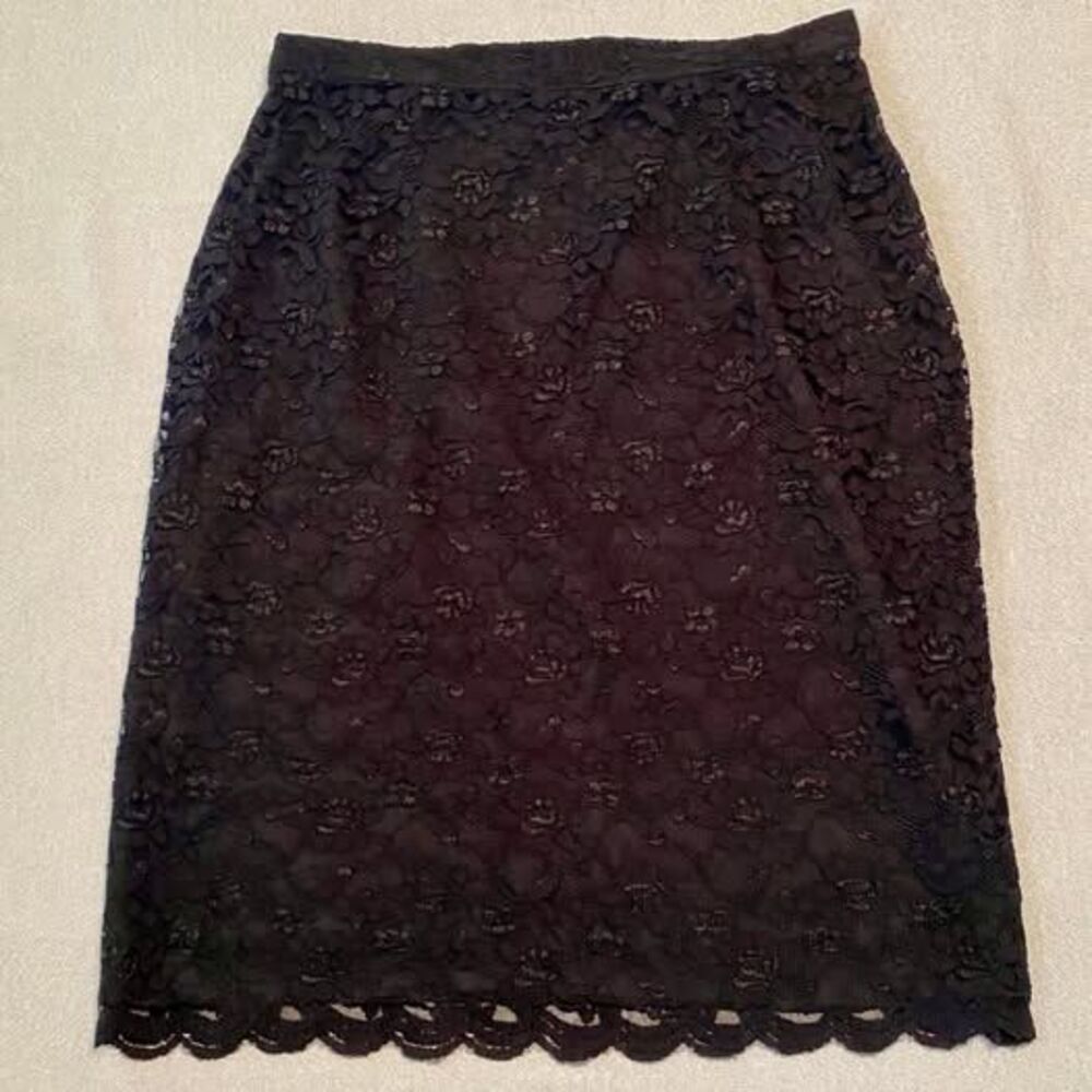 Terry Lewis Classic Luxuries black scalloped skirt